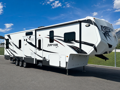 2013 Keystone Raptor