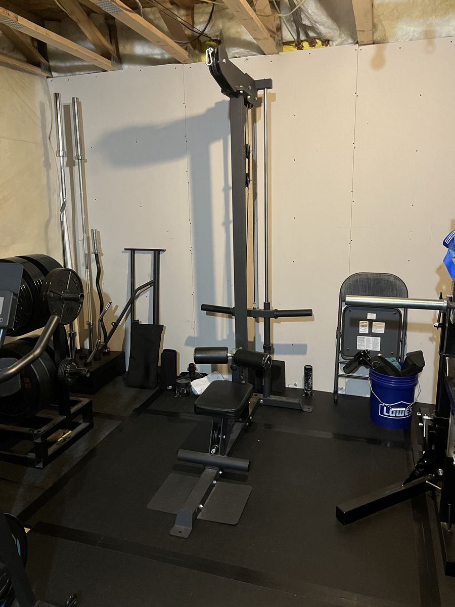 Lat Pulldown/Seated Cable Row Machine