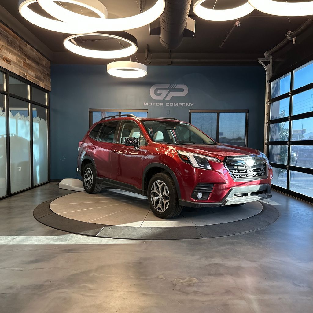 2023 Subaru Forester Premium