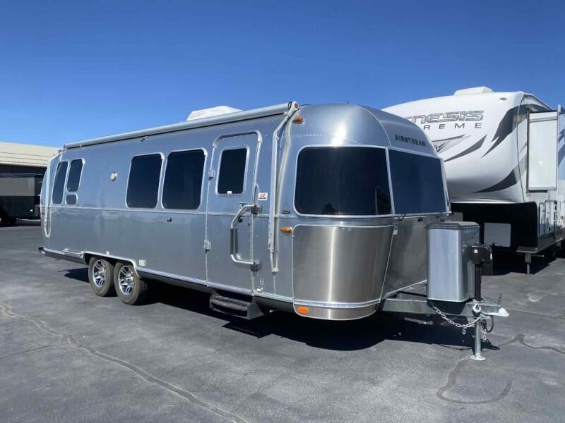 Used 2016 Airstream Flying Cloud SJ9YMG-FC