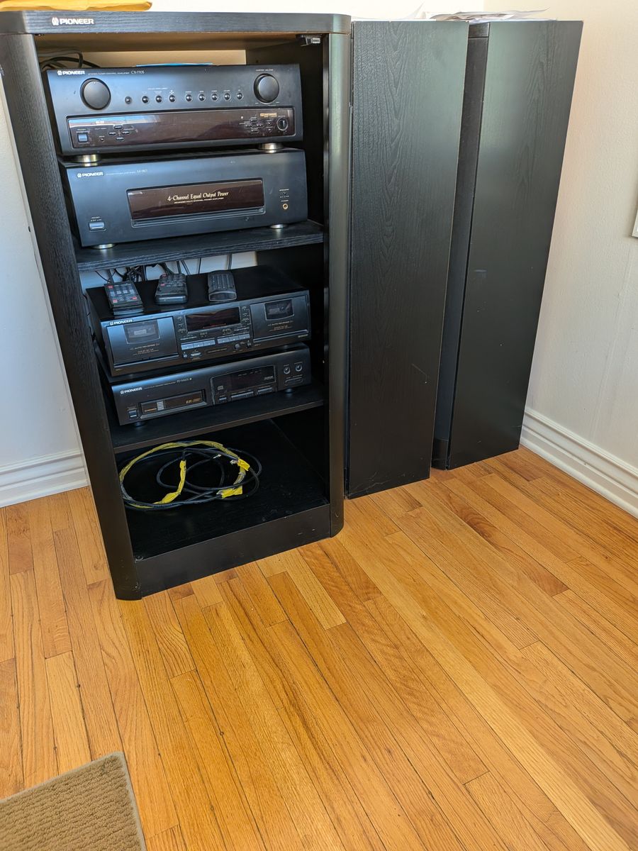 Pioneer stereo