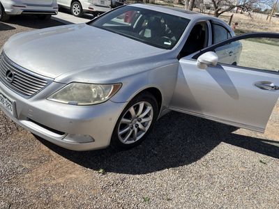 2009 Lexus LS460