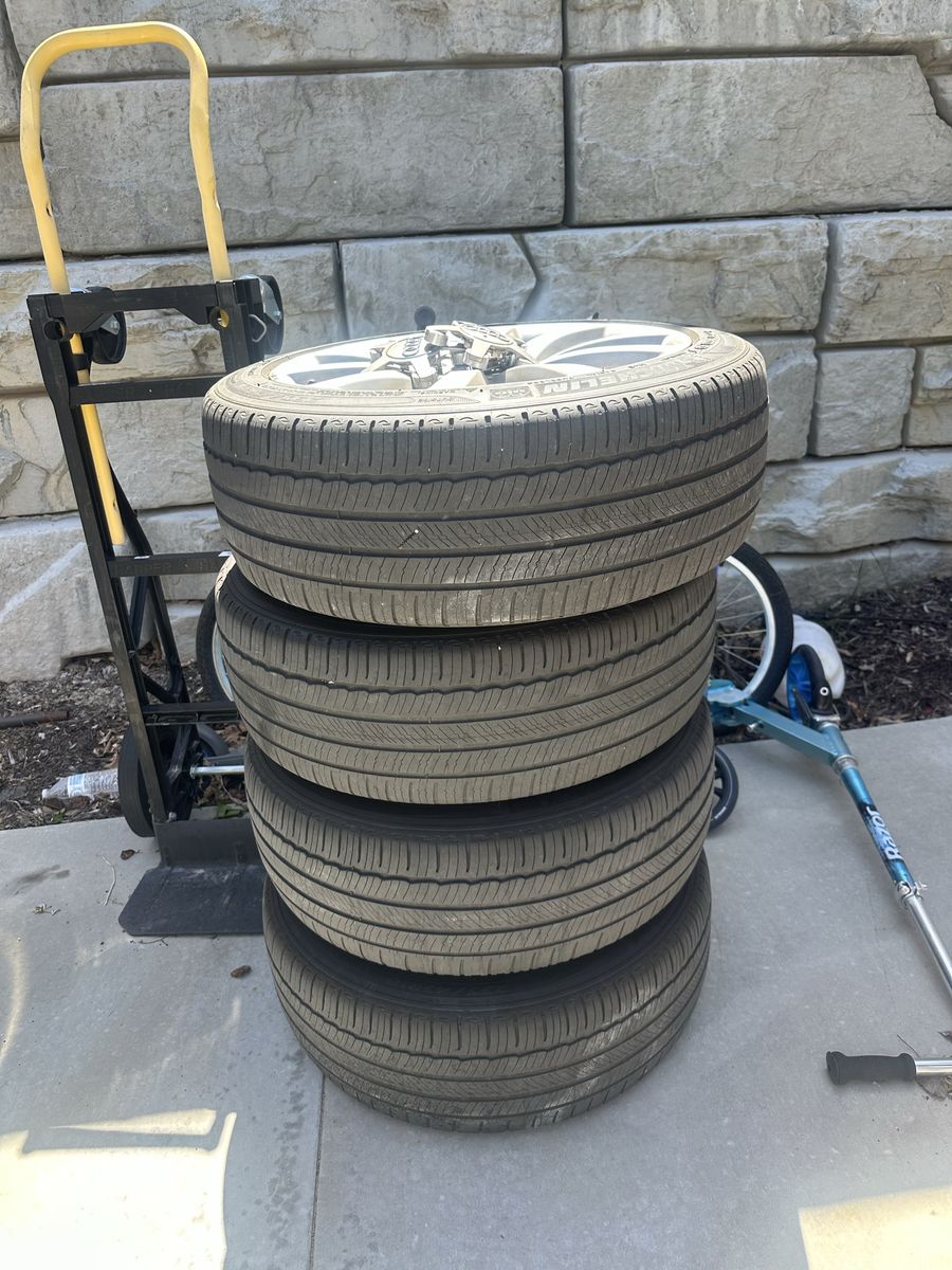 Audi tires 235/45R18