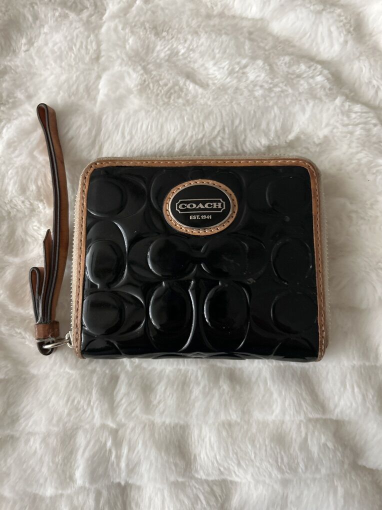 Coach Clutch Wallet  Perfect Condition