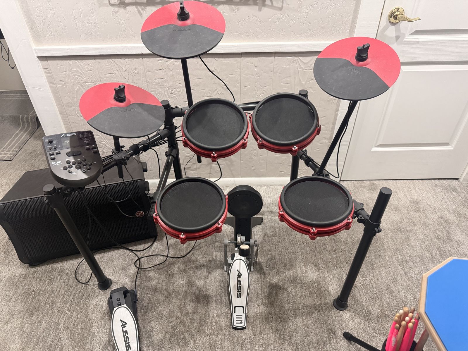 Alesis Nitro Max 8-Piece Electronic Drum Set