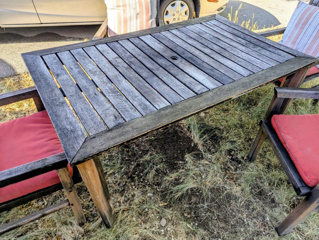 Older style NÄMMARÖ table w/chairs - $50