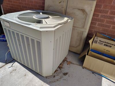 Trane AC condenser unit HVAC 4 Ton