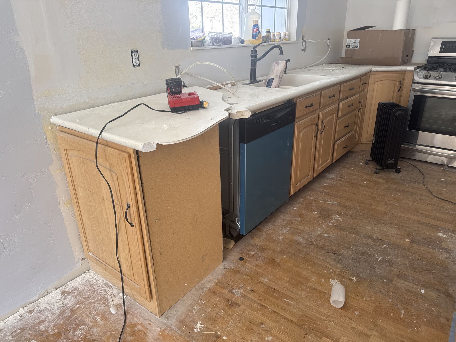 Free kitchen cabinets