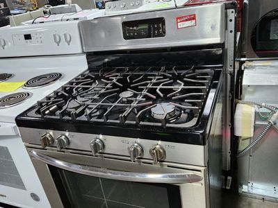 GREAT FRIGIDAIRE STAINLESS STEEL 5 BURNER GAS RANGE! W-WARRANTY