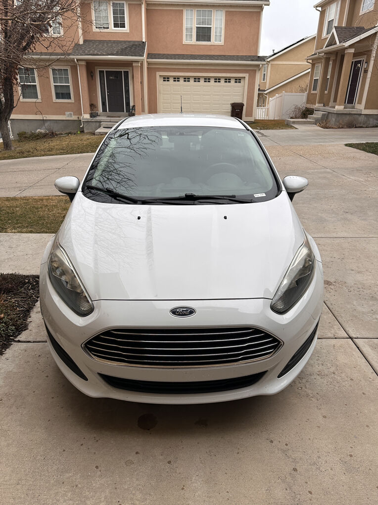 2015 FORD FIESTA SE