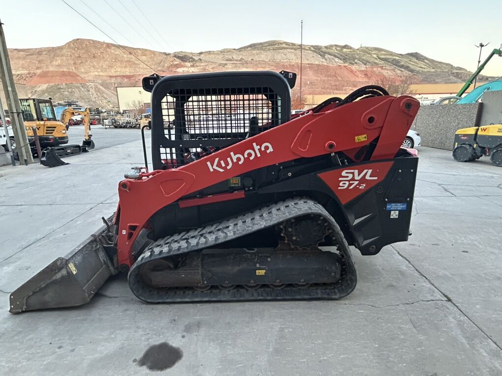 2022 KUBOTA SVL97-2