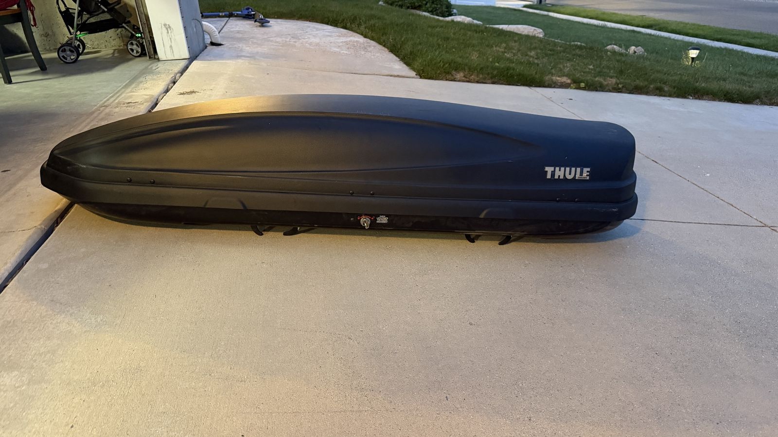 Thule cargo box roof storage