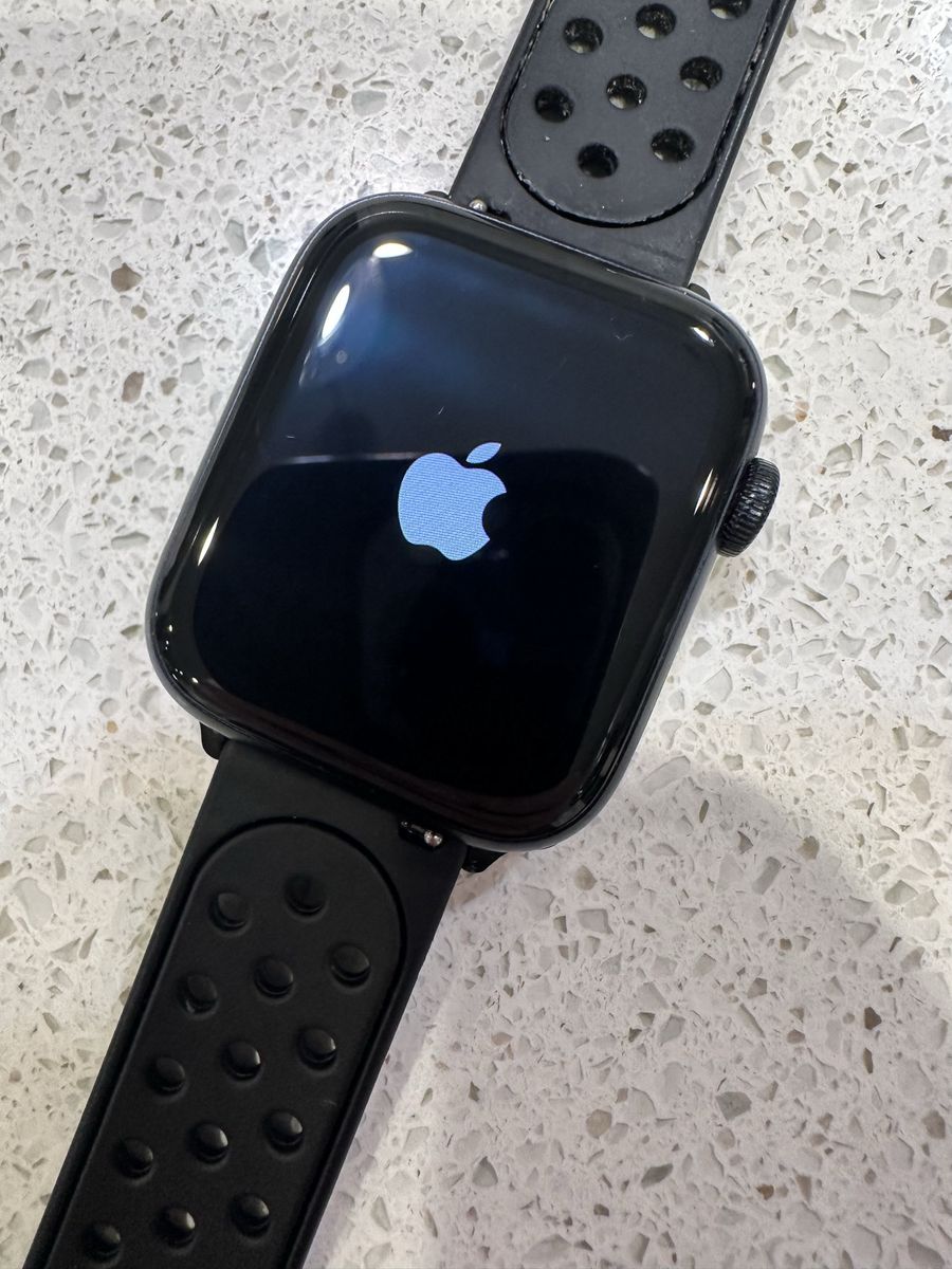 Apple Watch SE 2nd Gen 44mm GPS+LTE