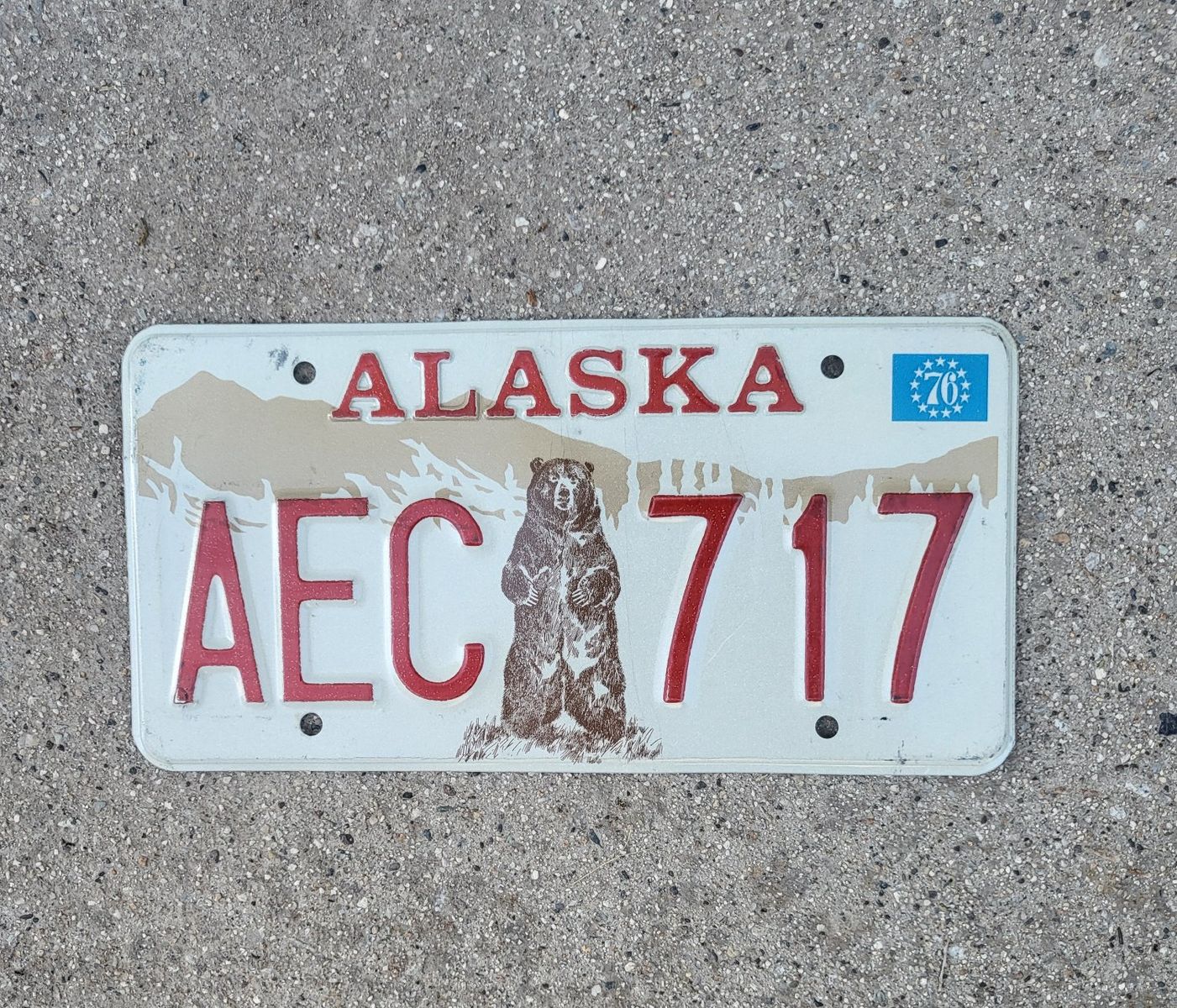 1976 Alaska license plate