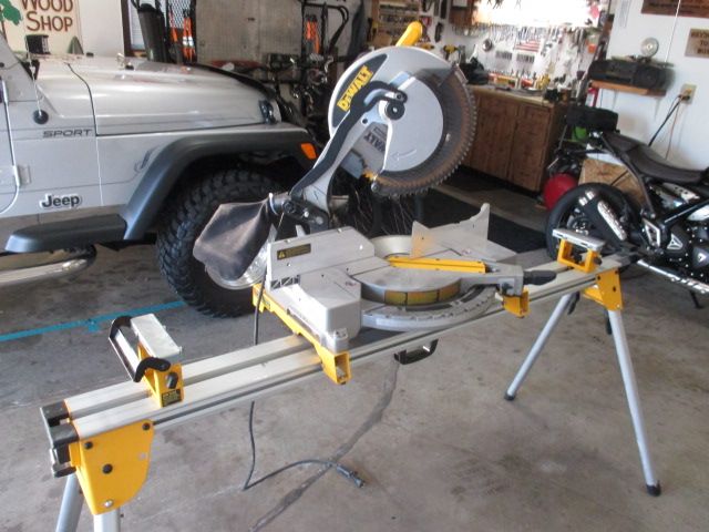 Dewalt Miter Saw and Stand Like New