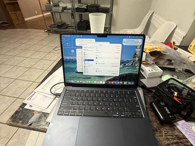 NEW 2025 m4 midnight blue 13in macbook air