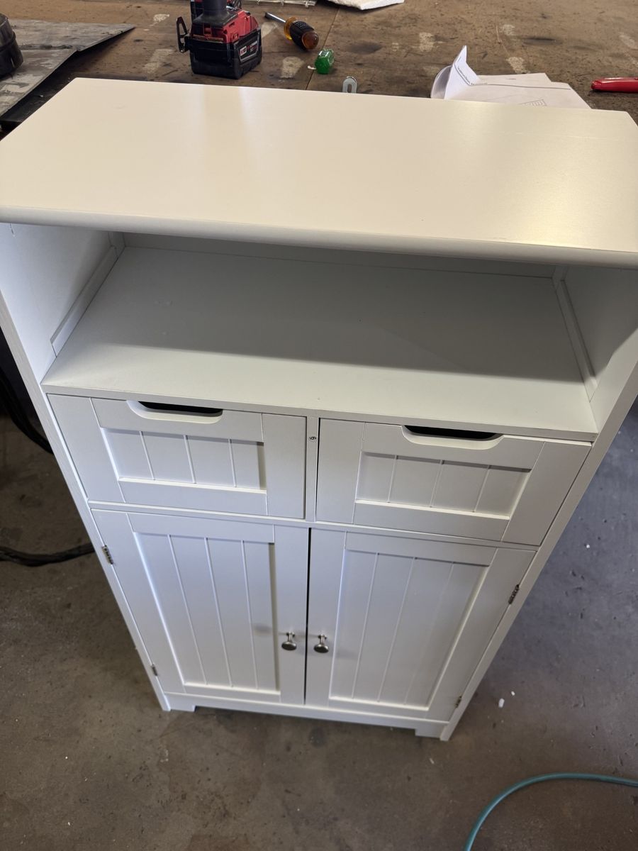 Floor Cabinet Bathroom/kitchen/bedroom!!