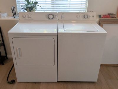 GE Washer and Dryer Set