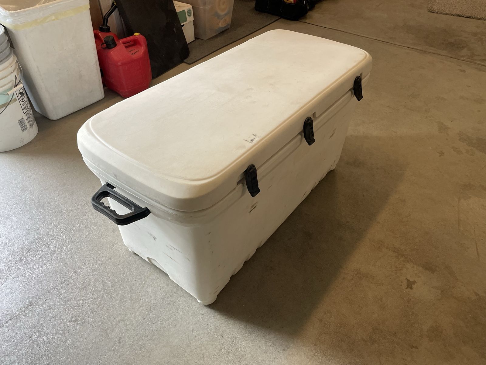 Yeti cooler