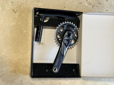 Brand New- SRAM Carbon X1 Crankset 175mm and 32T Chainring