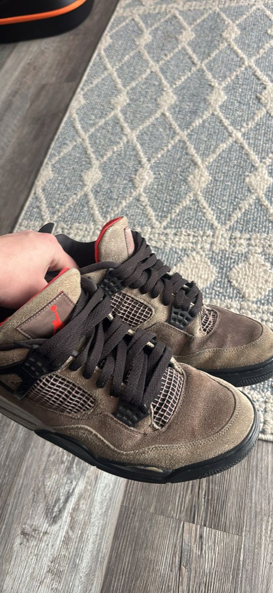 Jordan 4 taupe haze