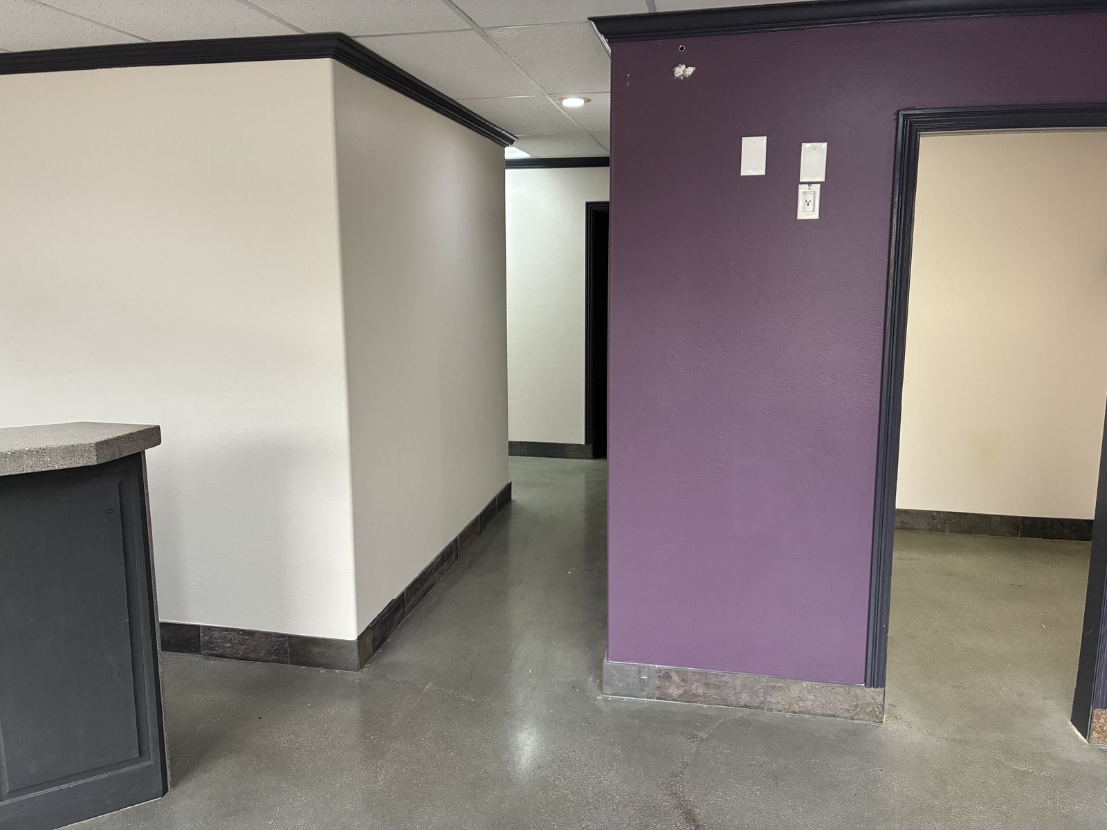 Main image 12