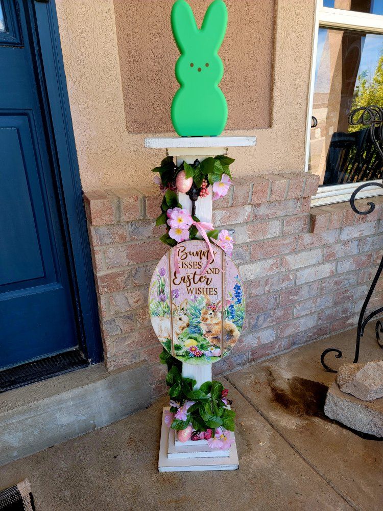 EASTER~Entryway/Porch Welcome Post