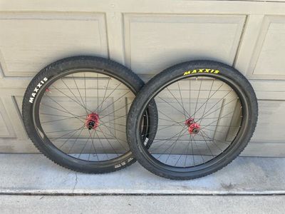 Industry 9 Hydra / Light Bicycle 29" Carbon Boost wheelset