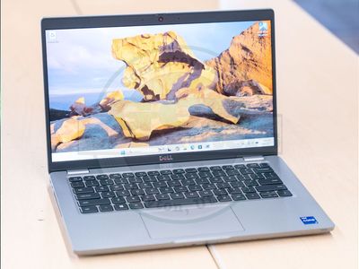 Dell Latitude 5420 i7-1185G7 512GB SSD 32GB RAM 1080P Screen 14 Inch Windows 11 Laptop