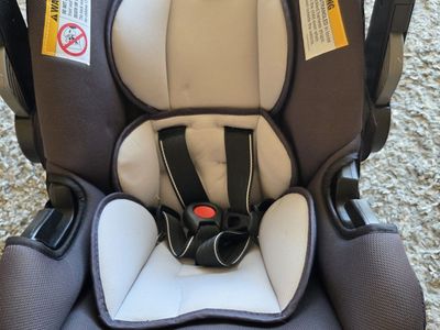 Infant EZ-lift Carsear