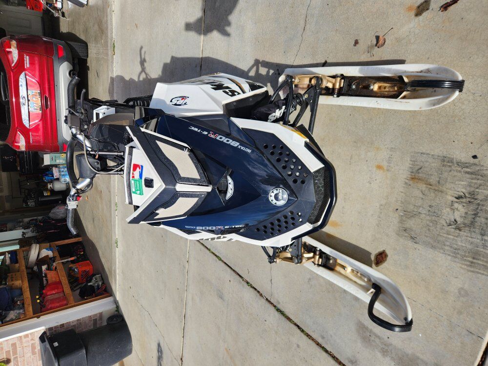 Skidoo Summit 800 etec