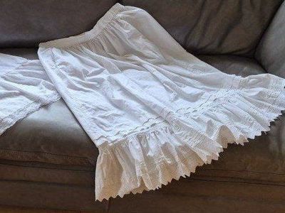 1 White Underskirt with Lace and Ruffles