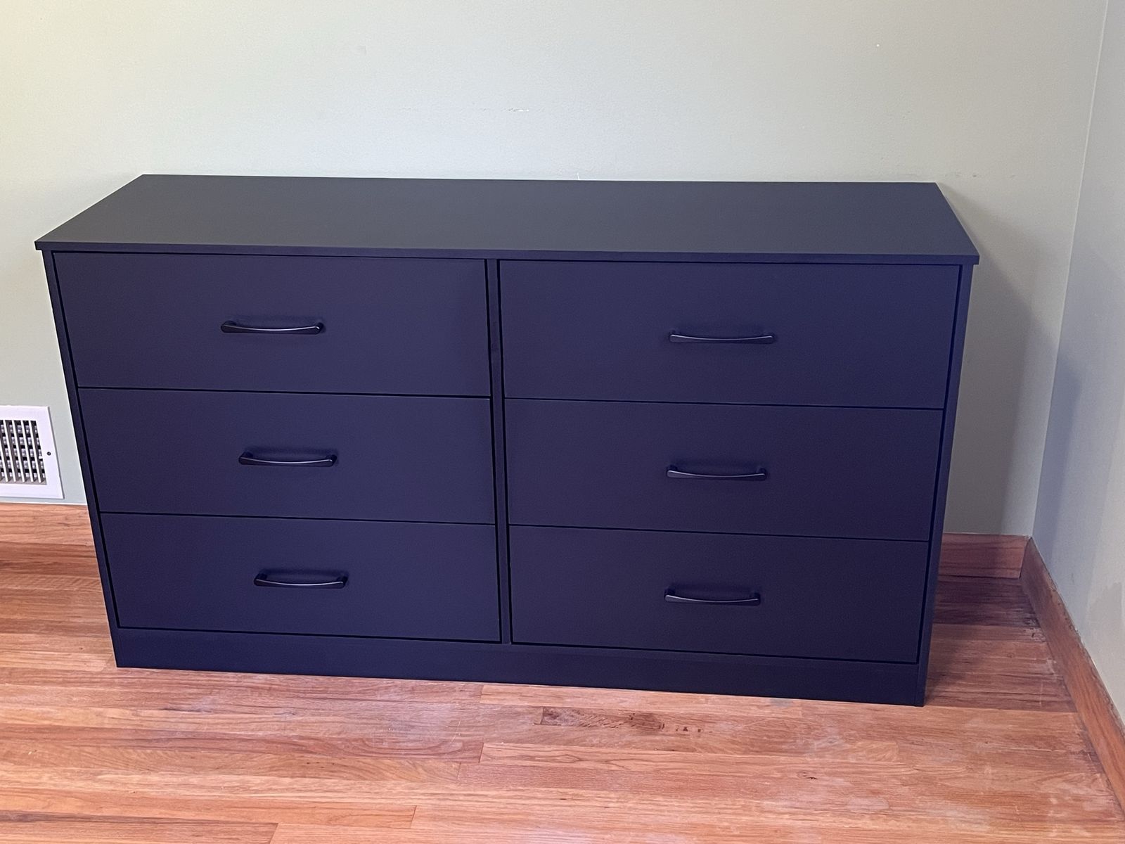 Mainstays Ardent Black Dresser 6 drawers NEW