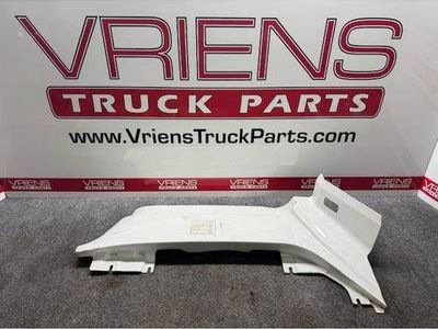 R22-6152R COVER-HINGE PILLAR RH