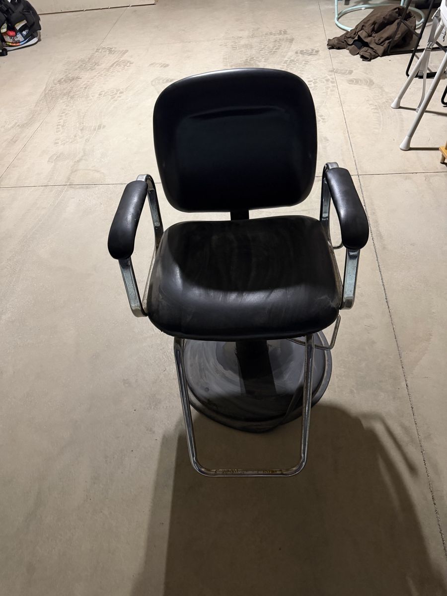 Barber Chair