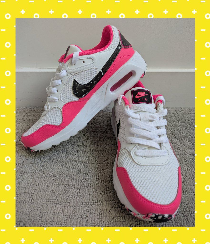 Nike Air Max Women's US 8 shoes