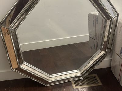 35” Octagon Shape Solid Wall Mirror Classic Champa