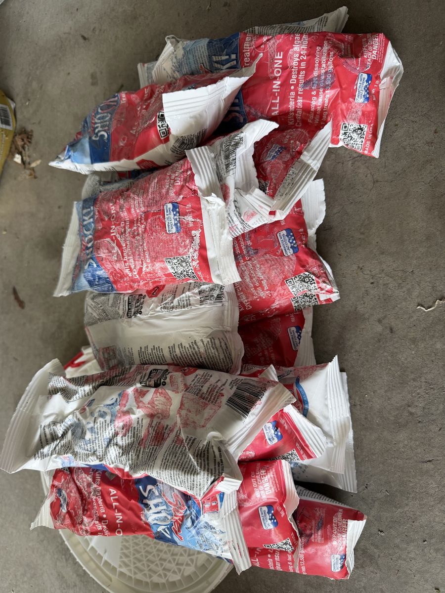 HTH Super Shock - 17 1 Lb Bags