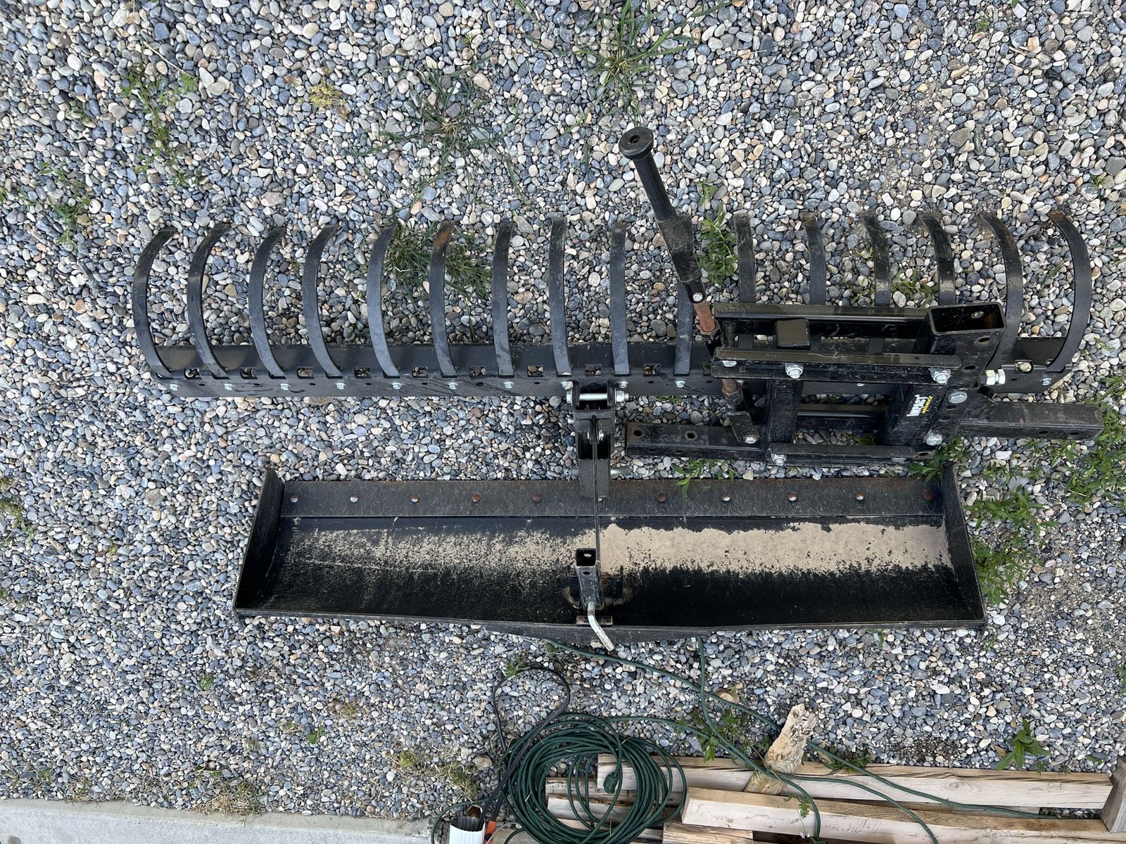 Impact implements 1-point lift system
