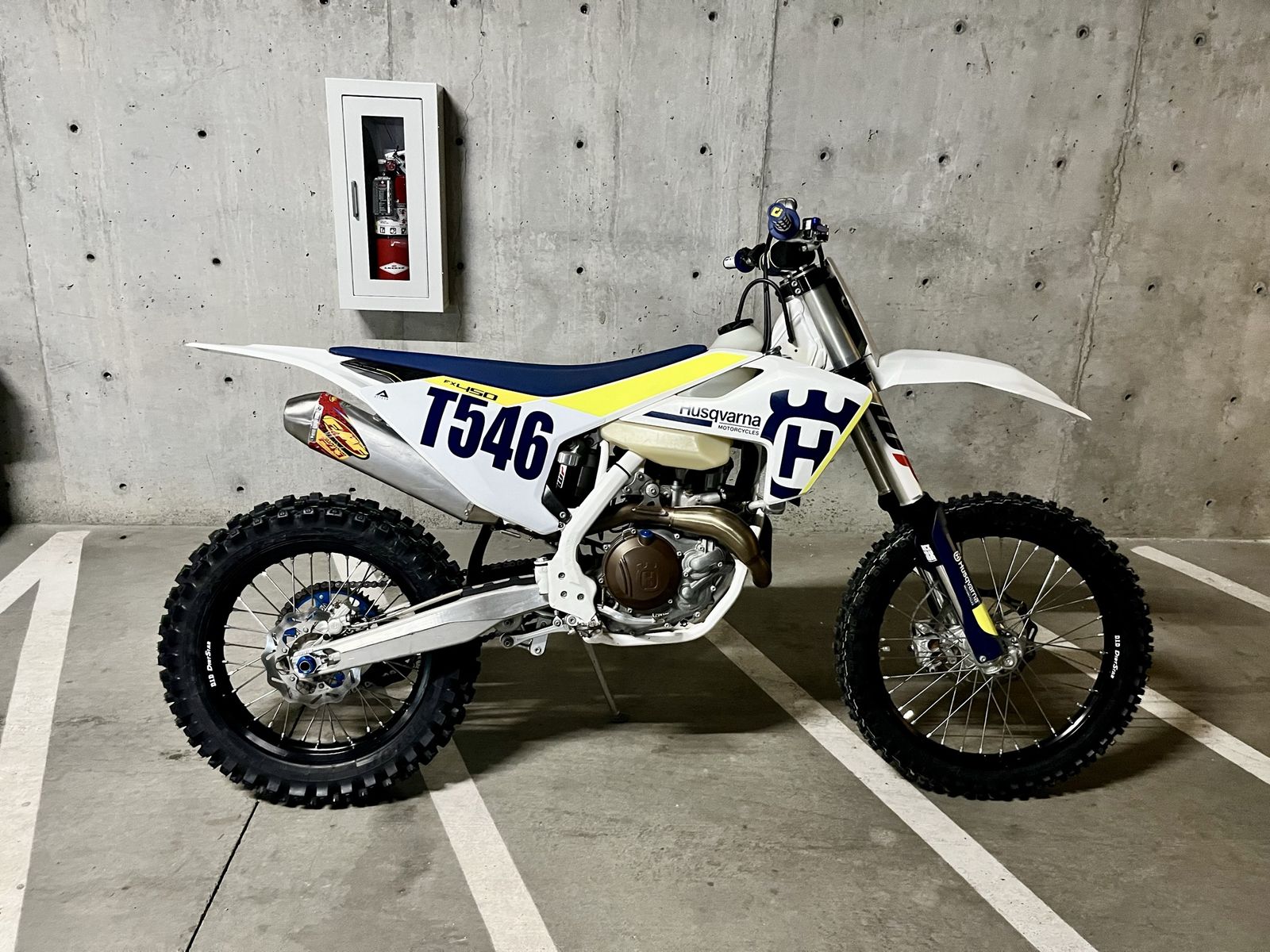 2017 Husqvarna FX 450 Dirt Bike.
