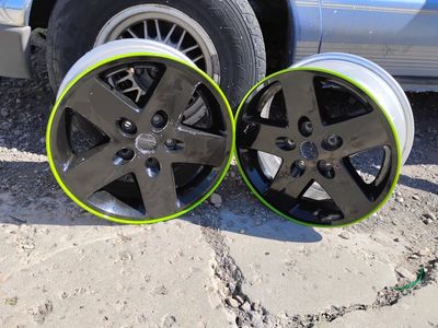 Jeep Wrangler Black/Neon Green 17-inch Alloy Wheels (Set of 4)