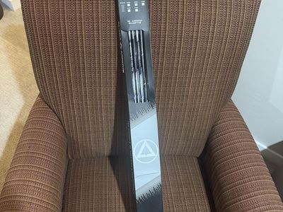 Altra Centrum .166 250 Spine Limited Arrows