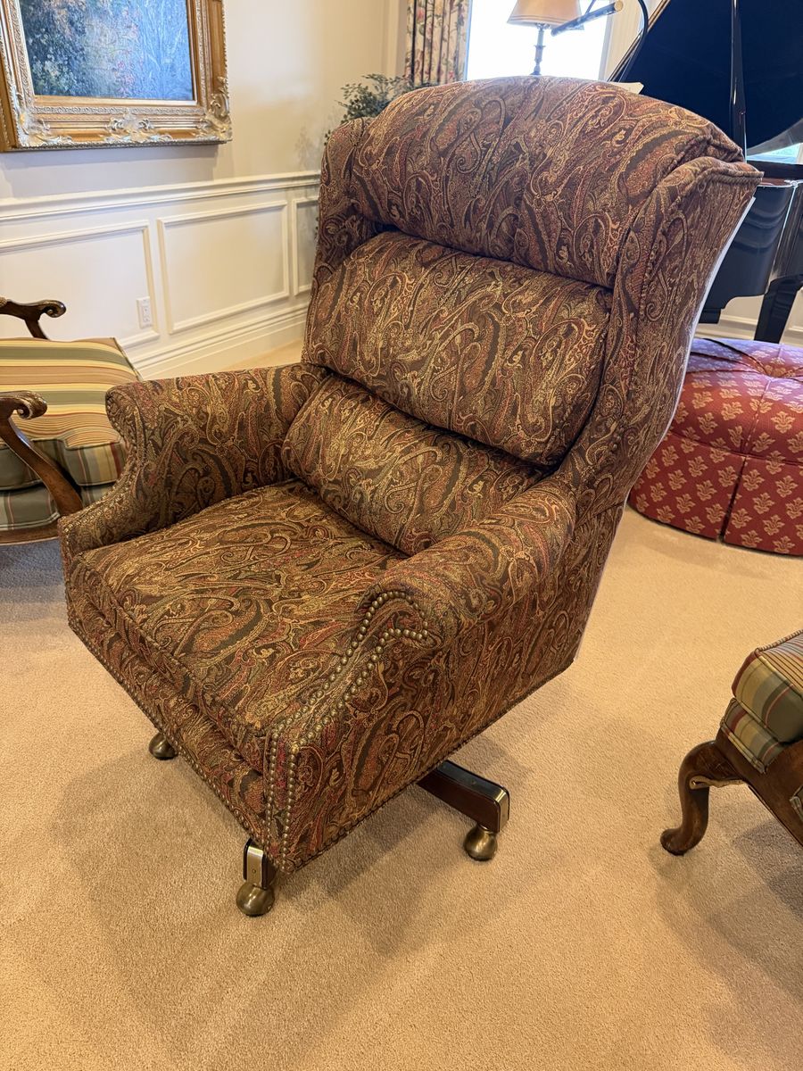 Executive Office Chair