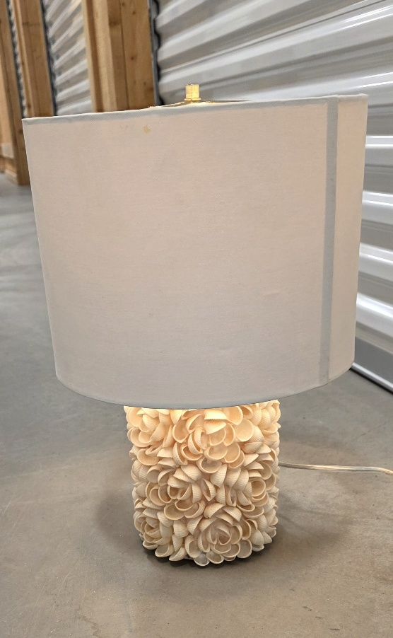 Unique Sea Shell Lamp
