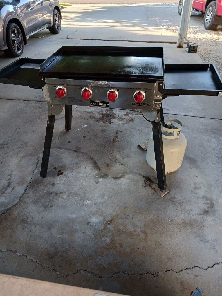Camp Chef 600 portable 4 burner Flat Top Griddle - Outdoor Propane Griddle