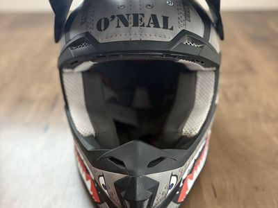 O’NEAL HELMET-ADULT SMALL