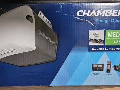 Chamberlain 1/2 HP Garage Door Opener - New in Box