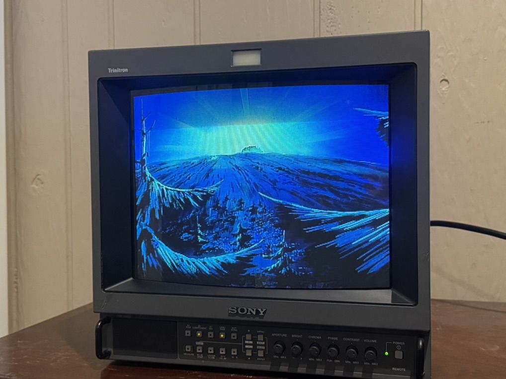 Sony Trinitron PVM-14M2U CRT TV - Retro Gaming