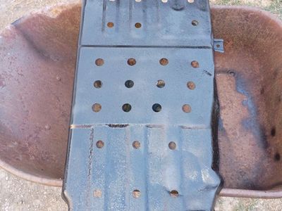 OEM Toyota 4Runner Gas Tank Skid Plate / Fuel Tank Shield 1996–2002