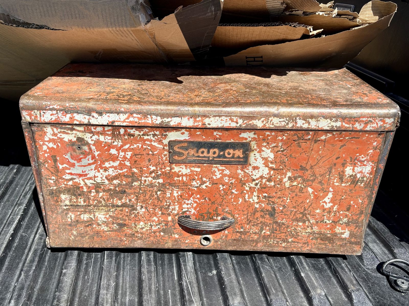 Antique 1940’s Snap-On top chest toolbox. Great patina , vintage Tool-chest